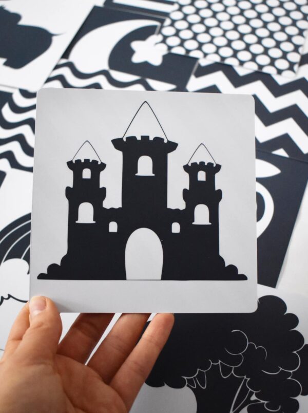 Kortelės "Juoda-balta"